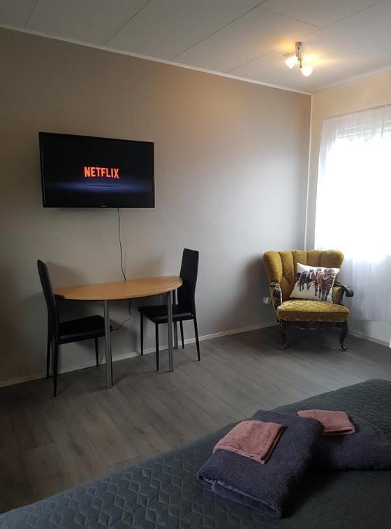 Laekjarbakki 11 Apartment Вармахлид Екстериор снимка